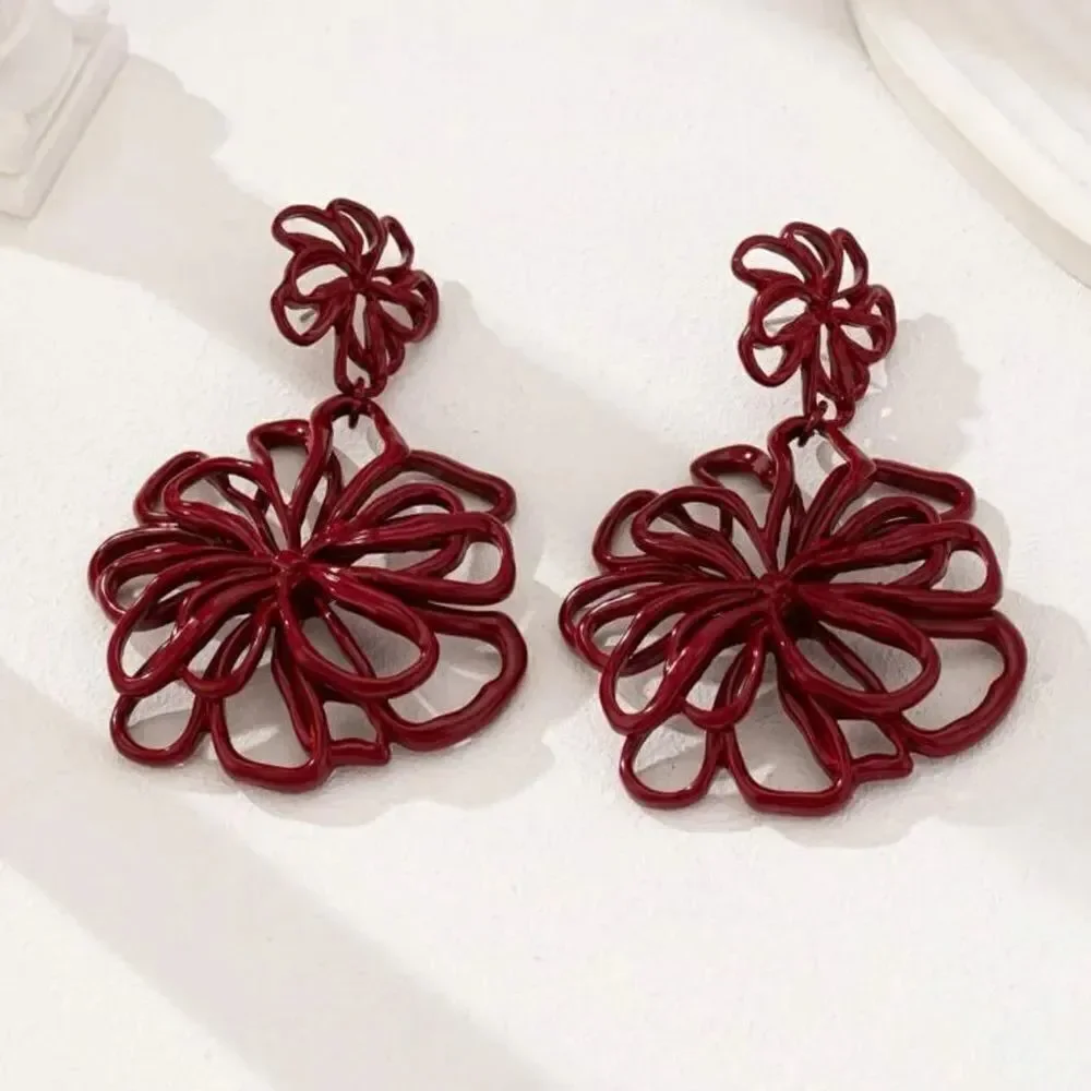 Elegant Red Floral Earrings A1263